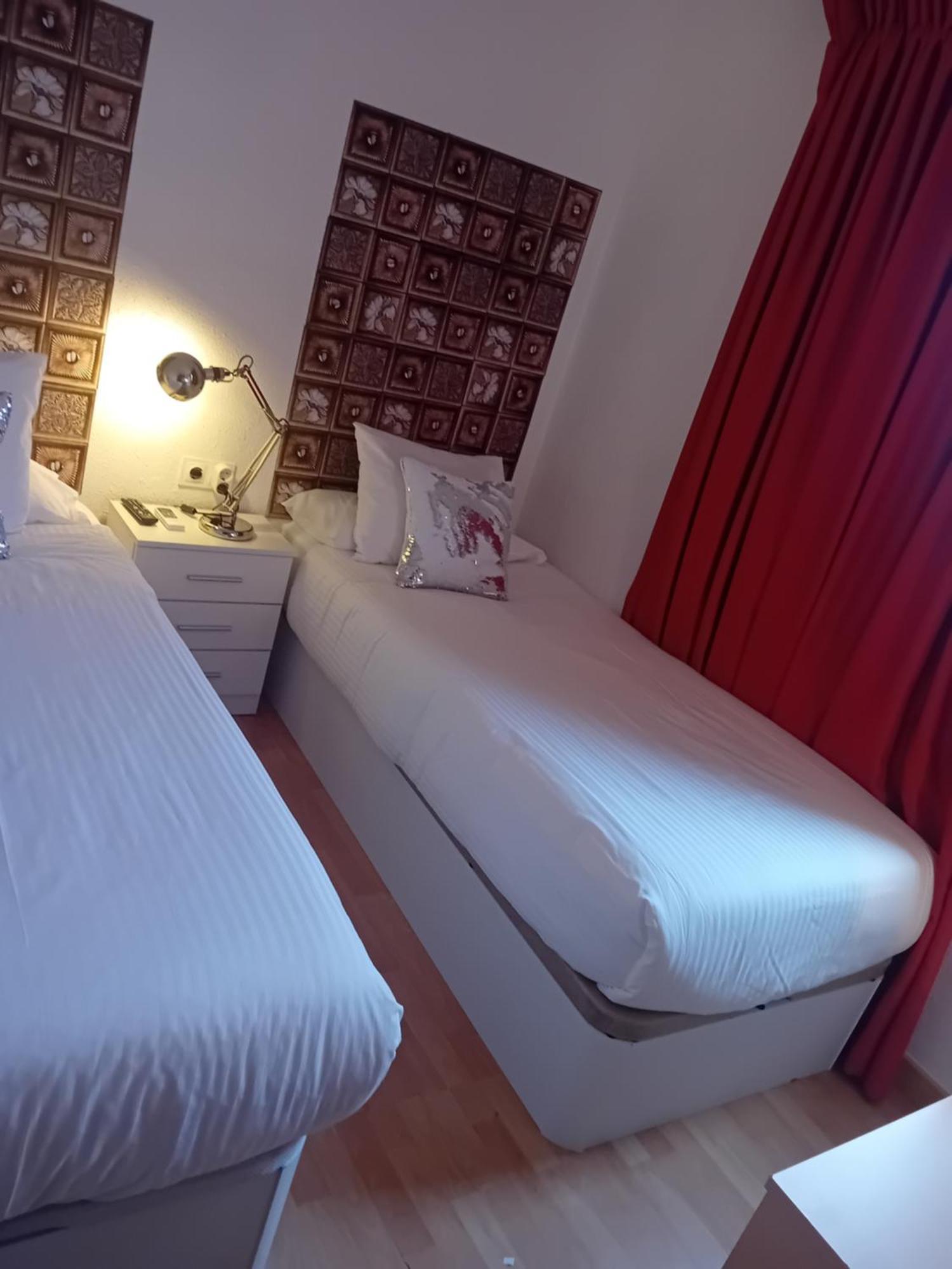 Apartamento Compartido Excelente Ubicacion Ел Прат де Льобрегат Екстериор снимка