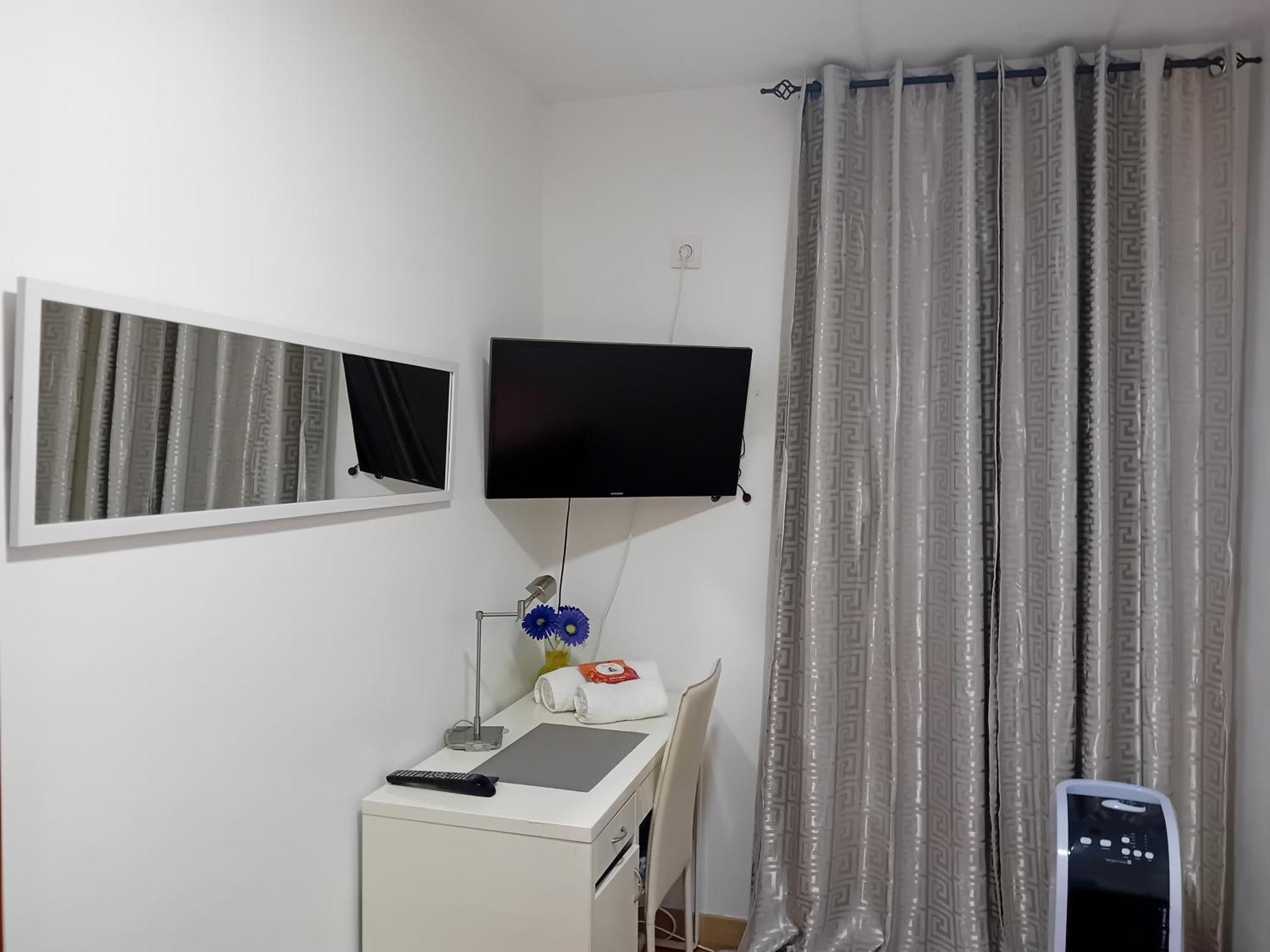 Apartamento Compartido Excelente Ubicacion Ел Прат де Льобрегат Екстериор снимка