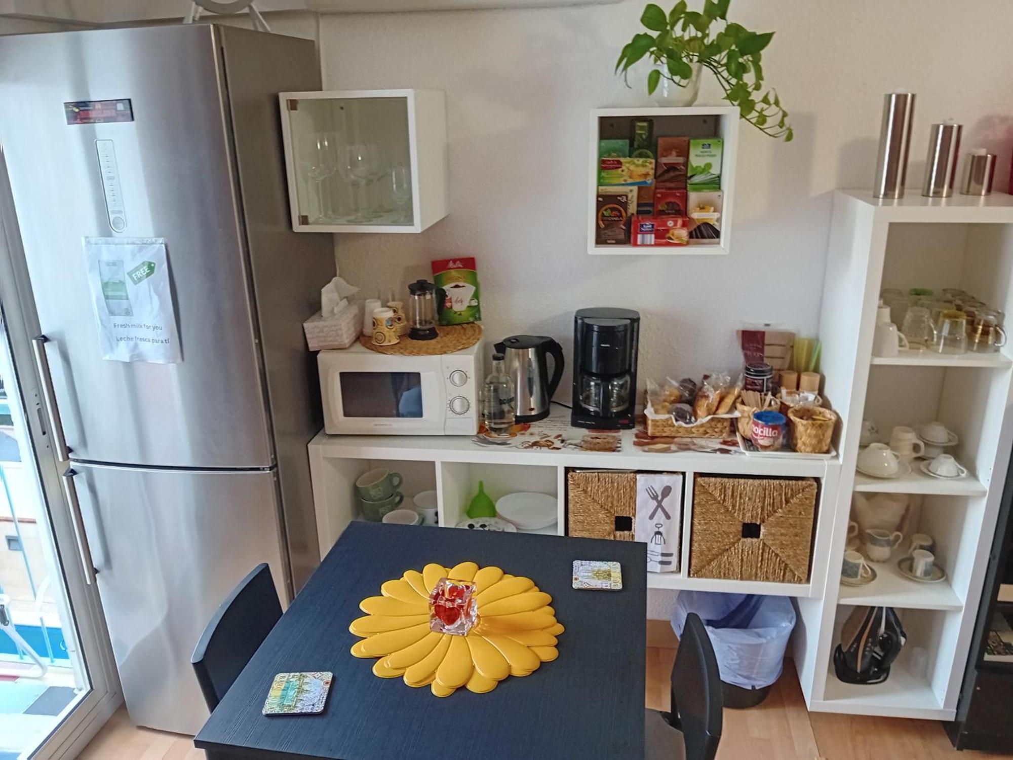 Apartamento Compartido Excelente Ubicacion Ел Прат де Льобрегат Екстериор снимка
